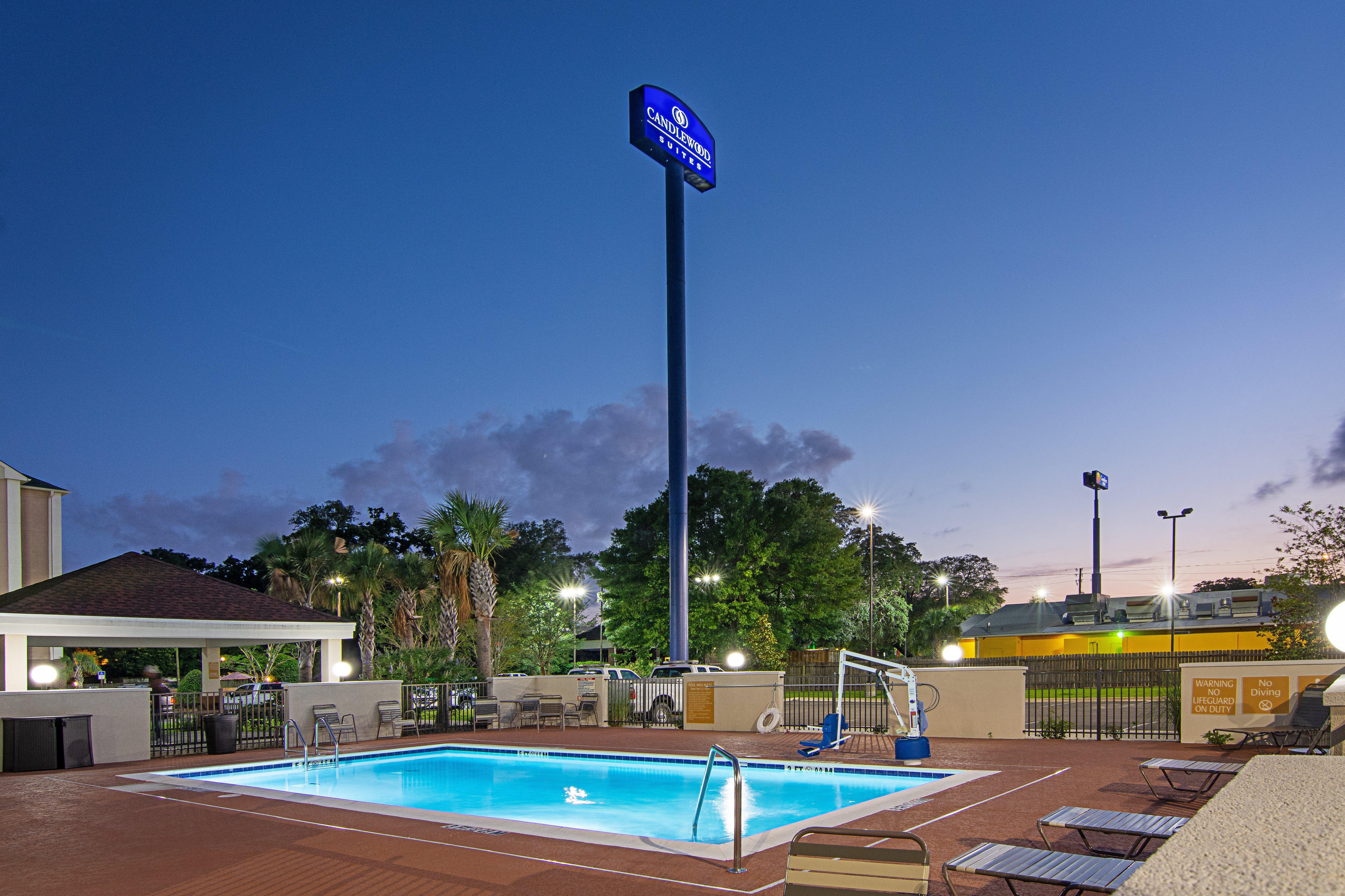 Candlewood Suites - Pensacola - University Area, An Ihg Hotel Exterior photo